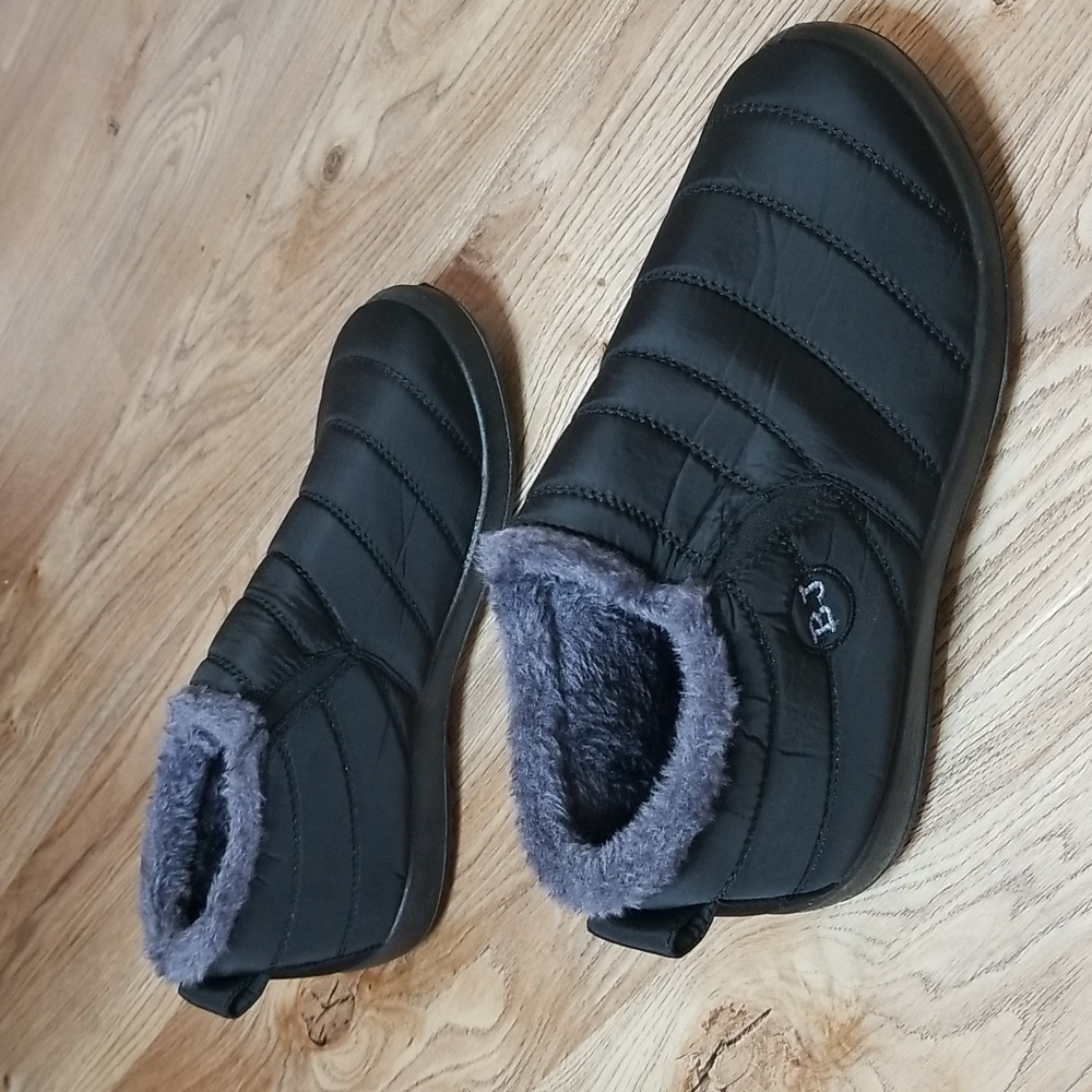 Boojoy BJ Black Winter Slip On Snow Boots Size 11.5 - Picture 6 of 11